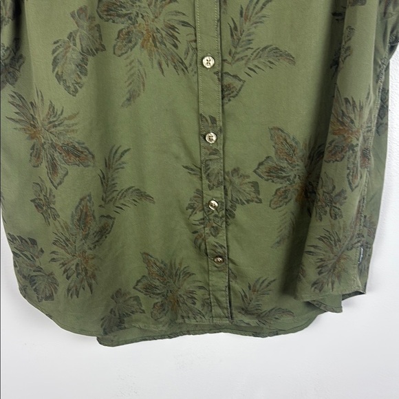 Eddie Bauer 100% Lyocell Green Blouse Lightweight Relaxed Fit Size Large - Picture 5 of 12
